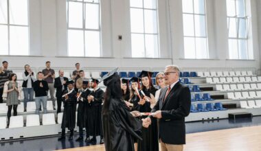 scholarship opportunities graduate students